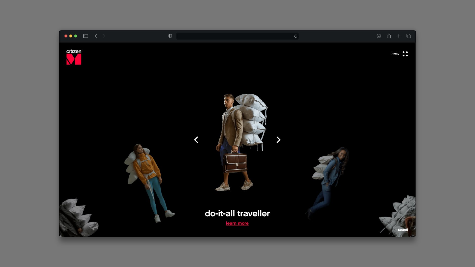 “Do-it-all traveller” carousel of floating figures